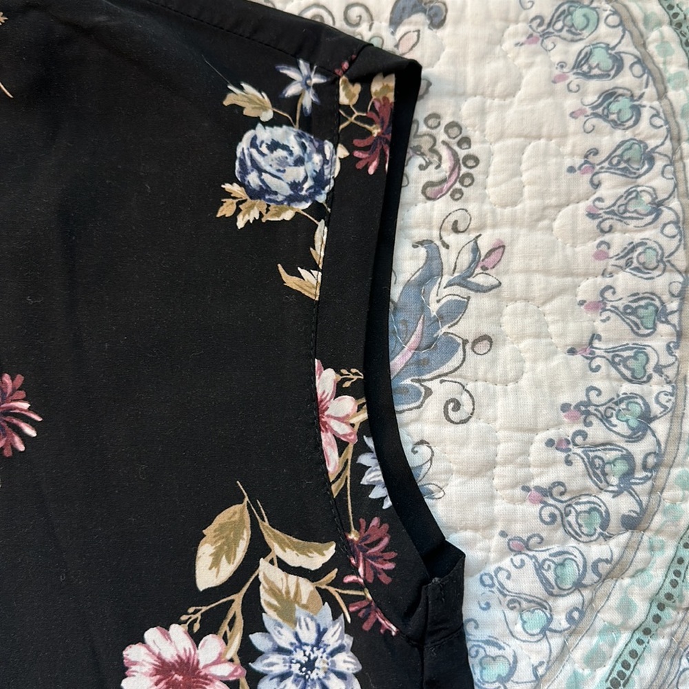 Adorable Button Back Top - Picture 2 of 5